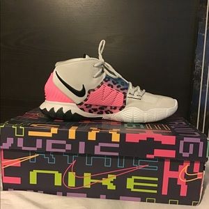 Nike Kyrie 6s